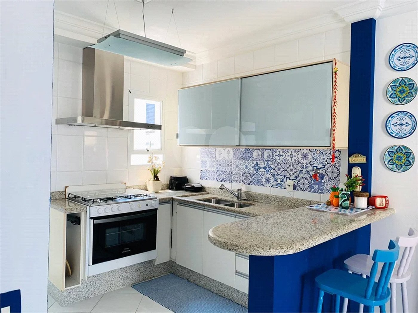 Apartamento à venda com 3 quartos, sendo 2 suítes,  em Riviera de São Lourenço, Bertioga, SP