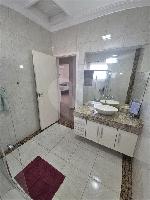 Belíssima Residência de 267 m² com Lazer Privativo no Condomínio Terras do Oriente – Valinhos
