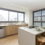 Duplex com 159m² à venda com 2 suítes, 1 dormitório, 1 escritório e 2 vagas de garagem nos Jardins