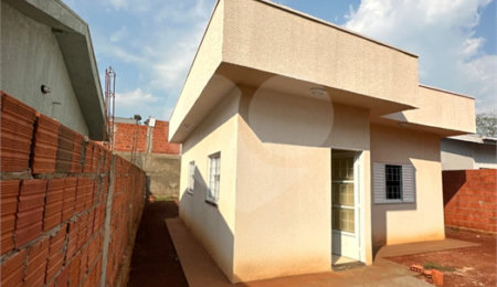 Casa à venda com 2 quartos em Residencial Solaris, Ponta Porã, MS