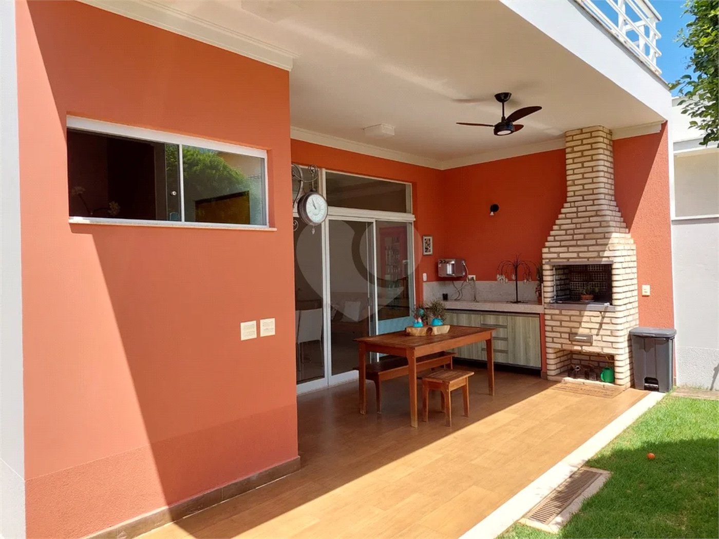 Lindo Sobrado Convívio São Francisco - R$ 980.000,00