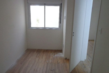 Casa à venda com 3 quartos, sendo 1 suíte, no condomínio Professor Teot?nio Monteiro de Barros Filho, São Paulo - SP