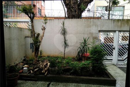 Sobrado à venda com 3 quartos, sendo 1 suíte, em Vila Mascote, São Paulo, SP