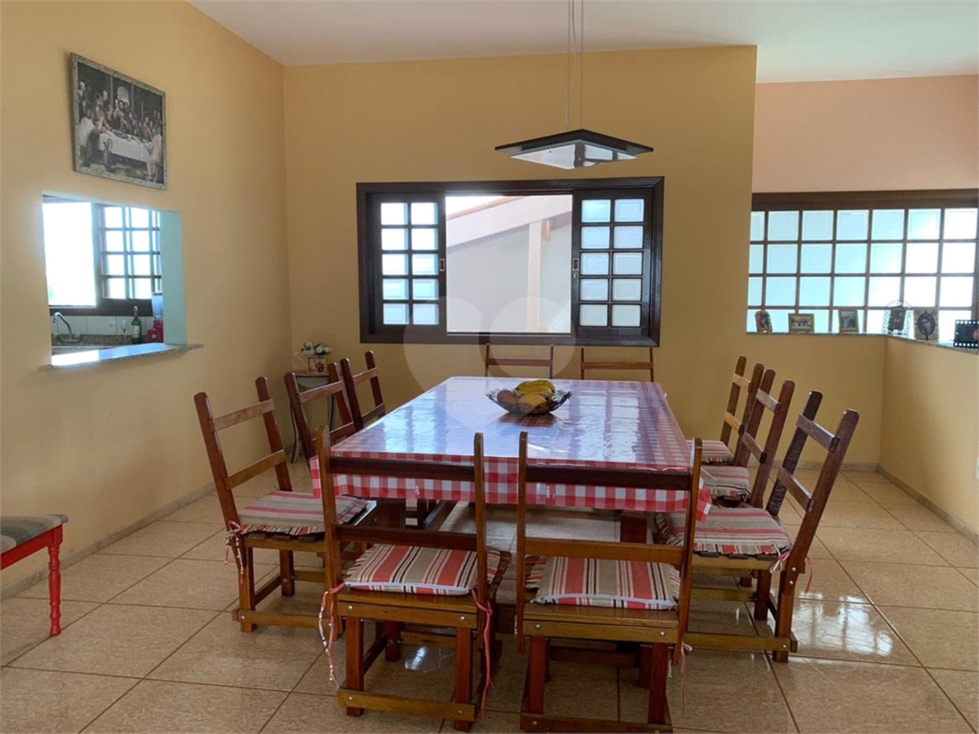 Casa ampla à venda no Vale das Flores em Atibaia