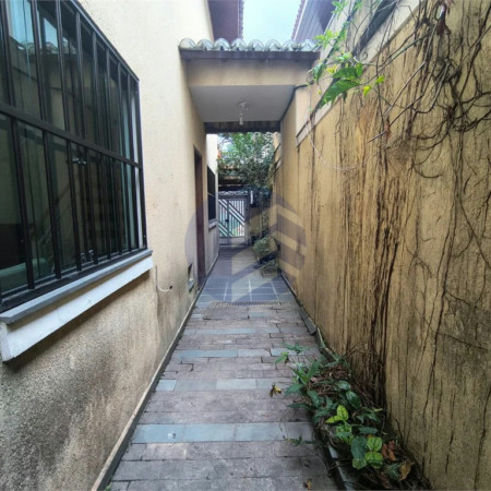 Sobrado à venda com 3 quartos, sendo 1 suíte, em Butantã, São Paulo - SP