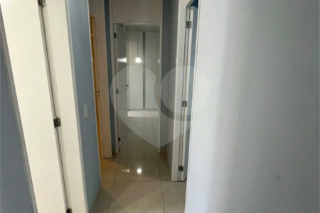 Apartamento 3 dormitórios no Avalon