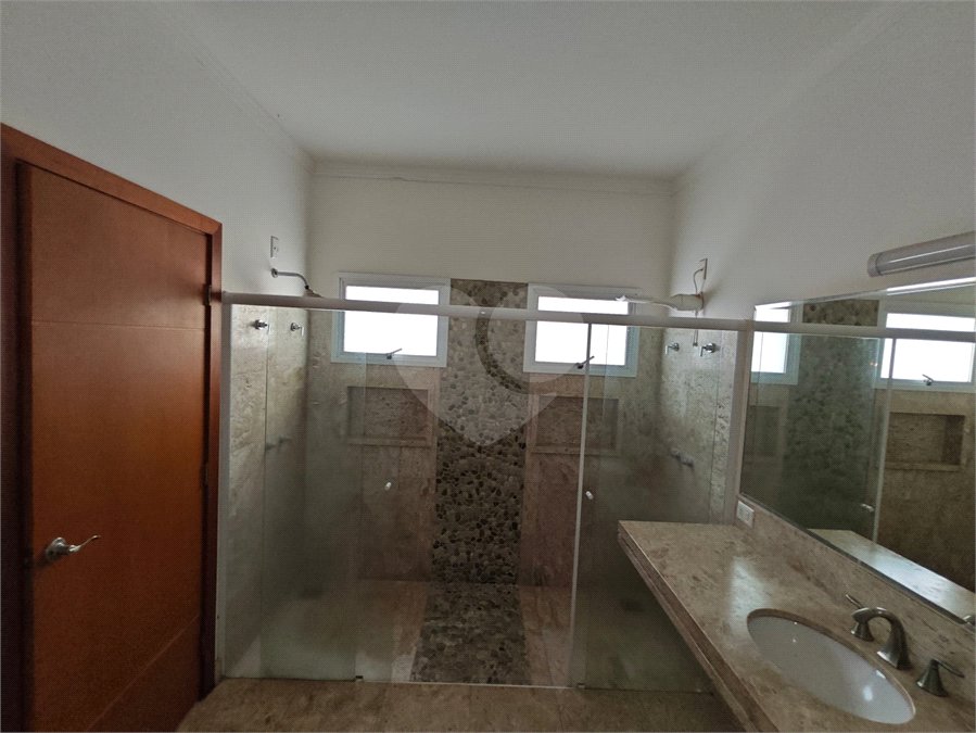 Exclusividade e Sofisticação no Swiss Park: O Sobrado Perfeito em São Carlos, com, 3 suites,2 salas, área Gourmet, persianas blackout automatizadas.