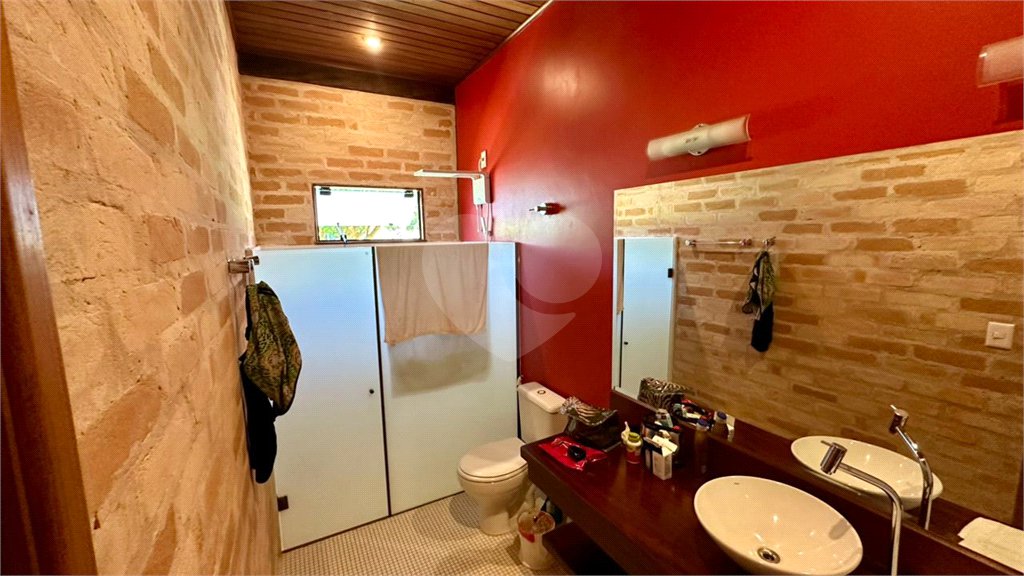 Casa para venda no Condomínio Vivenda do Broa.