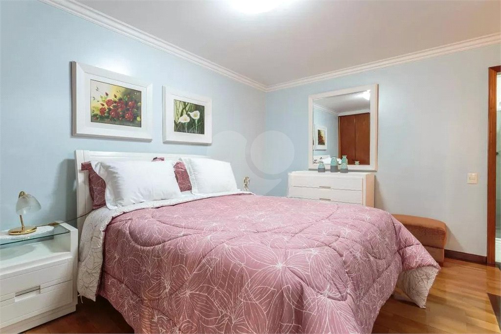 Apartamento à Venda 220m² Moema 4 Quartos