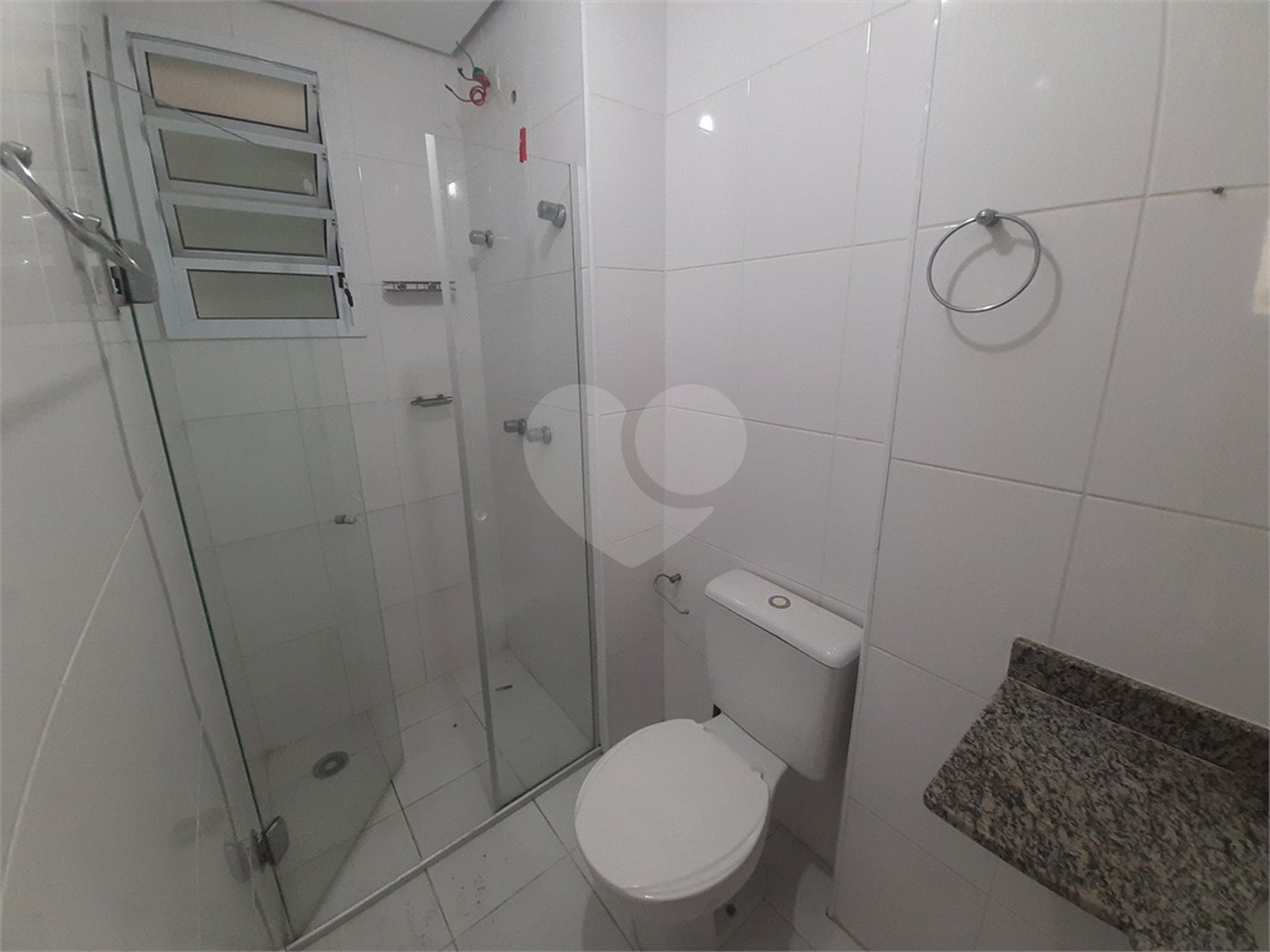 Apartamento 3 dormitórios sacada à venda no bairro de Santana em São Paulo