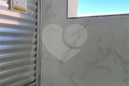 Galpão Comercial Novo para Locação – 350 m²