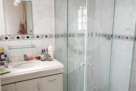 Casa térrea com duas edículas para venda - Saúde, SP.