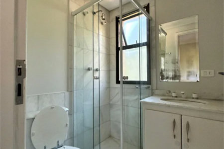 Apartamento à venda com 2 suítes em Vila Andrade, São Paulo, SP