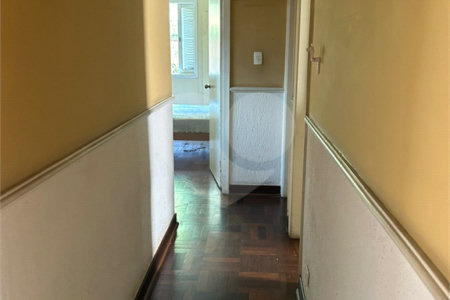Casa à venda com 3 quartos, sendo 1 suíte, em Interlagos, São Paulo, SP