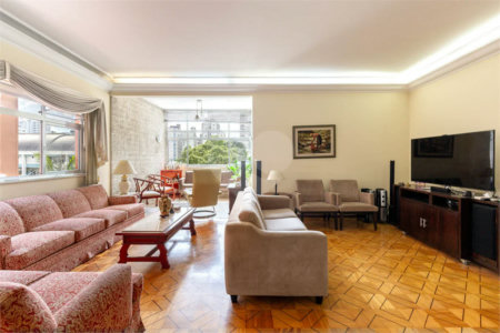 Apartamento a venda no Bela Vista com 3 quartos, 1 suíte, lavabo, 2 vagas, 200 m² de área útil