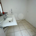 Apartamento no Condomínio Mont Everest .