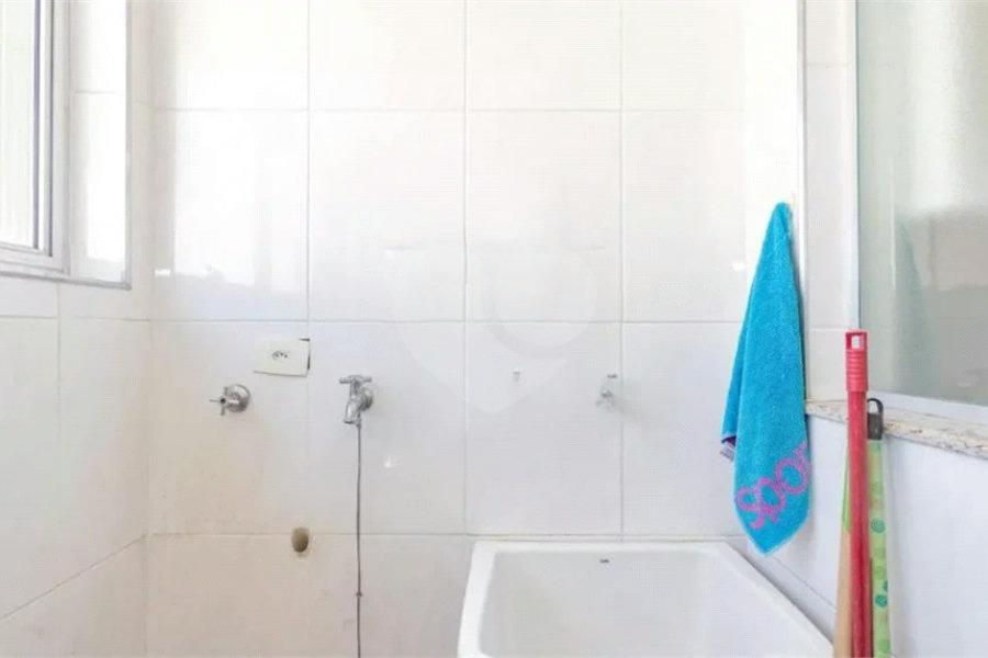 Apartamento a venda 1 dormitório e vaga na Aclimação Sp