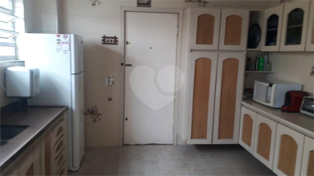 Apartamento à venda na Aclimação, 3 quartos, garagem