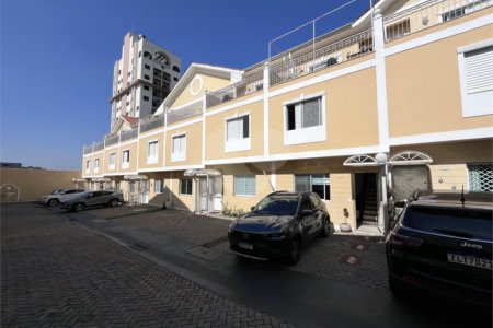 Casa à venda com 2 quartos, sendo 1 suíte, no condomínio Cond Villa D'este, São Paulo - SP