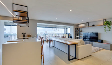 Apartamento à venda com 2 suítes em Santo Amaro, São Paulo, SP