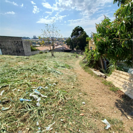 Terreno de 700 m² no Bairro do Alvinópolis em Atibaia