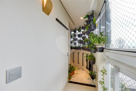 Apartamento à venda com 3 suítes em Jardim Marajoara, São Paulo, SP