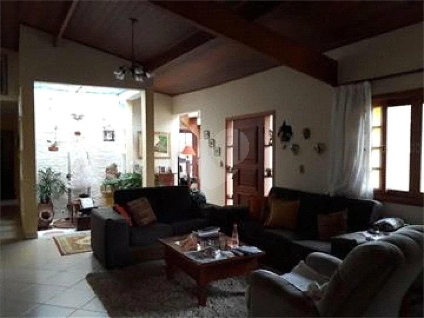 Casa à venda com 3 suítes em Estância Santa Maria do Laranjal, Atibaia, SP