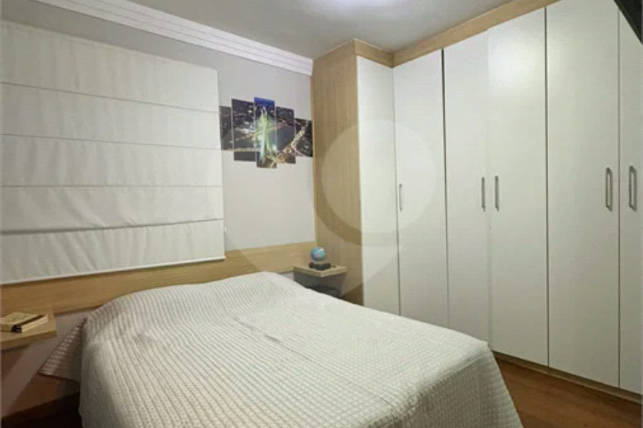 Apartamento reformado e mobiliado no Residência América - Venda - Parque Maria Domitila