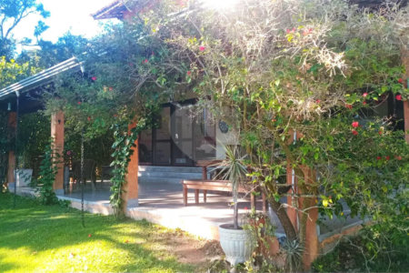 Casa à venda com 3 suítes no condomínio Vale da Santa Fé, Vinhedo - SP