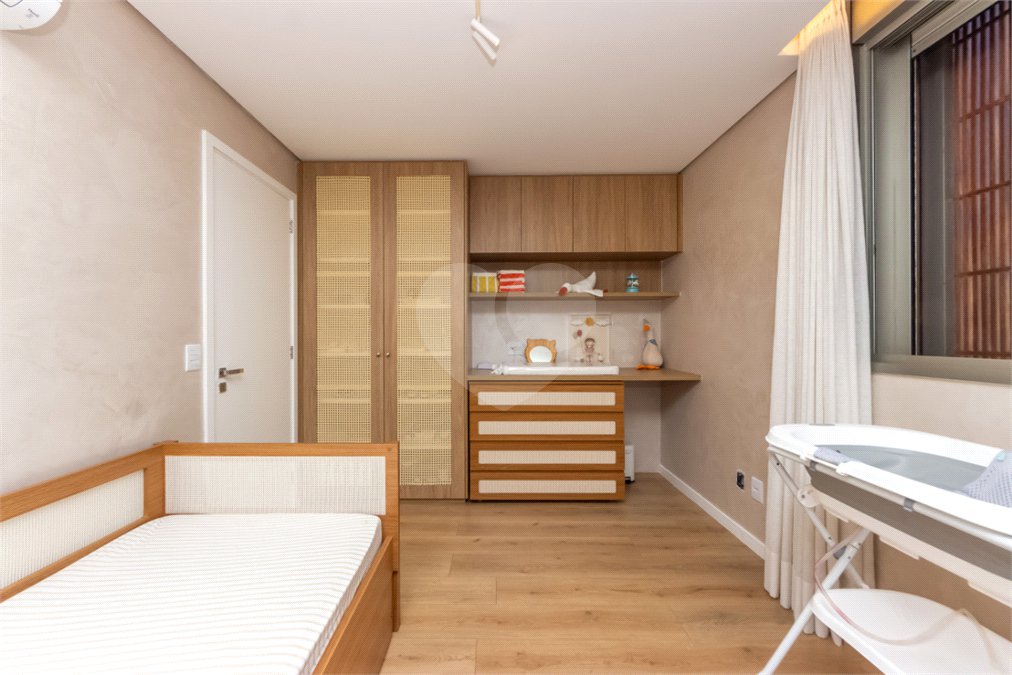 Casa à venda com 3 suítes no condomínio Lazuli, São Paulo - SP