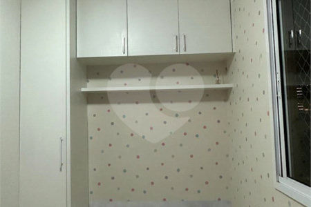 Apartamento MOBILIADO à venda. ÓTIMA OPORTUNIDADE!