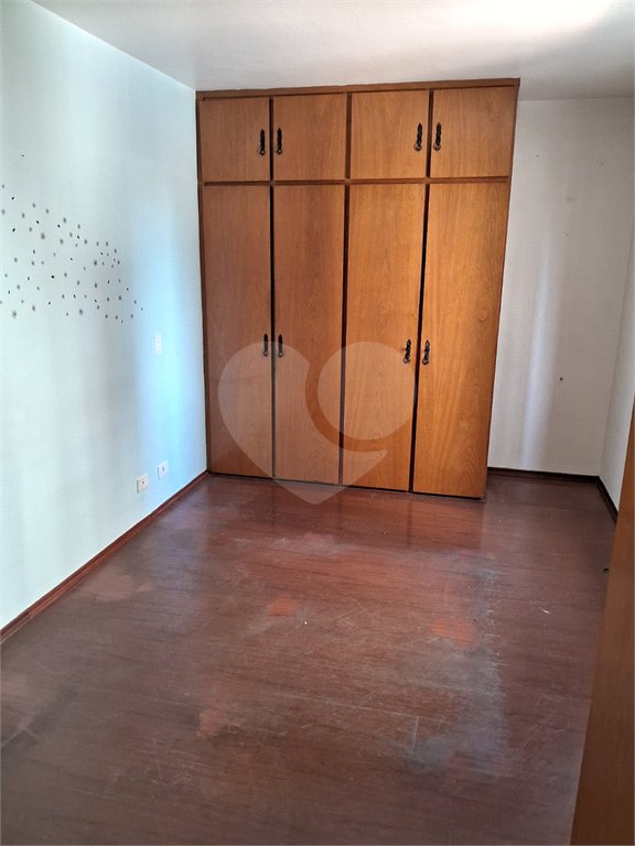 Apartamento à venda com 3 quartos, sendo 1 suíte,  em Vila Mariana, São Paulo, SP