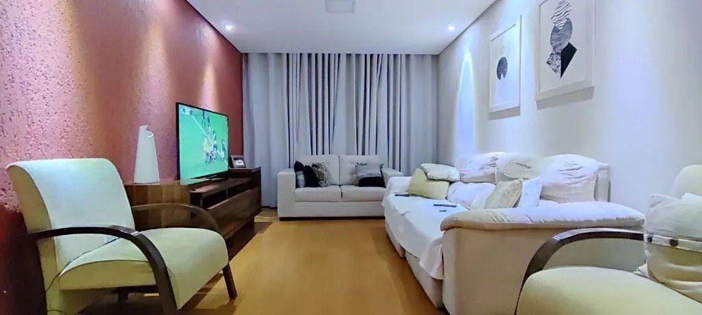Sobrado à venda com 3 quartos, sendo 1 suíte, em Vila Indiana, São Paulo, SP