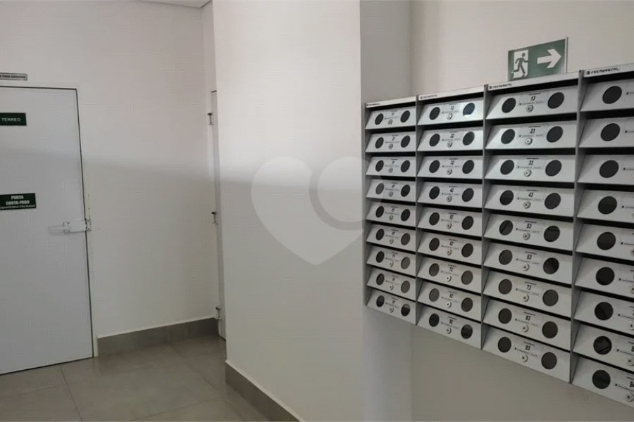Vende-se apartamento no Edifício Residencial Flor do Ipê