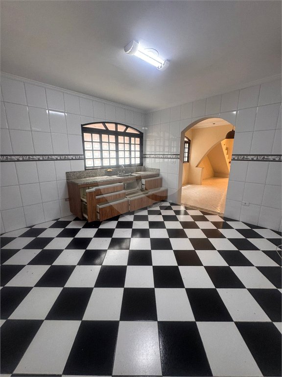 Sobrado com 3 quartos à venda em Interlagos - SP Aceita e estuda Permuta. Sobrado com 3 quartos à venda em Interlagos 3 dormitórios/1 suíte e 2 vagas