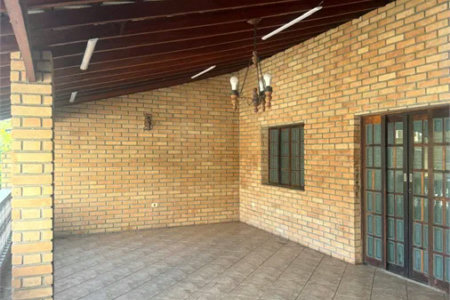 Sobrado à venda com 5 quartos em Bela Vista, Osasco, SP