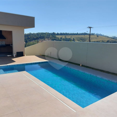 Linda Casa à Venda no Residencial Equilibrium – Atibaia/SP