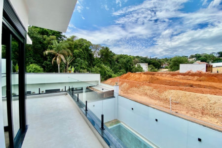 Casa à venda com 3 quartos, sendo 3 suítes, no condomínio Vila Giardino, Jundiaí - SP