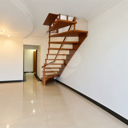 Cobertura duplex no Centro de São Bernardo do Campo, com 3 suítes, hidromassagem, mini spa, área gourmet e 2 vagas de garagem. Aceita permuta por apartamento de menor valor.