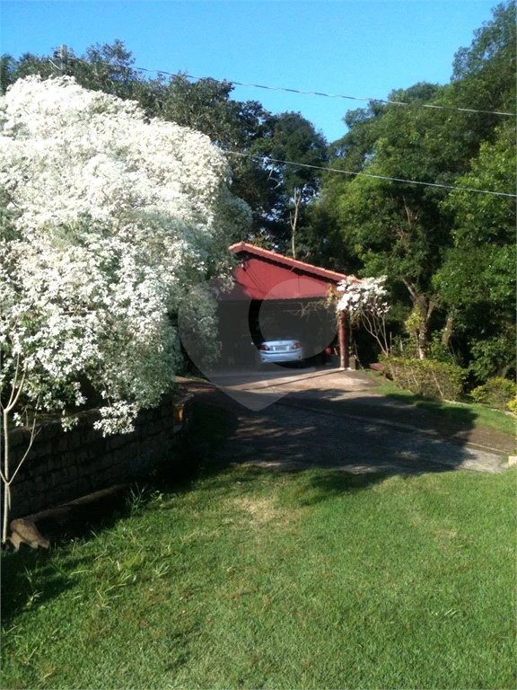 Sítio à venda com 8 quartos, sendo 3 suítes,  em Monte Alegre, Vinhedo, SP