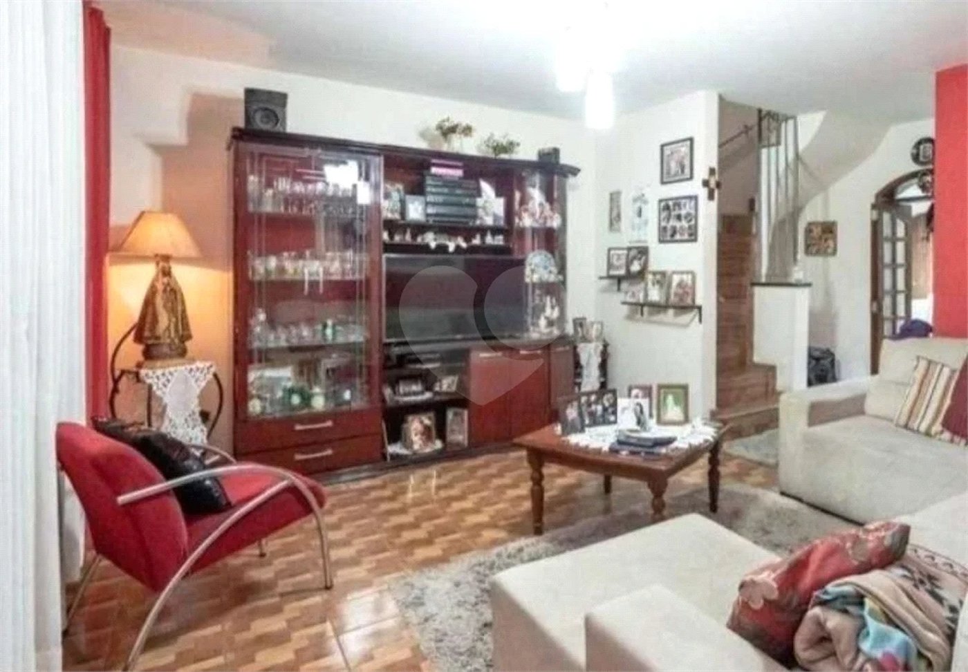 Sobrado à venda com 3 dormitórios na Vila Carrão
