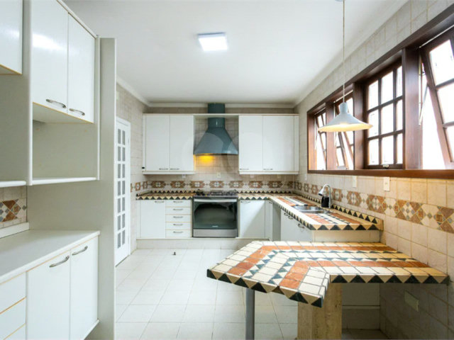 Casa Térrea à venda com 3 quartos, sendo 2 suítes,  em Jardim Marajoara, São Paulo, SP
