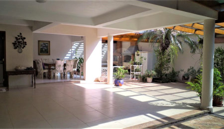 Casa à venda com 4 suítes no condomínio Chácara Francesa, São Paulo - SP