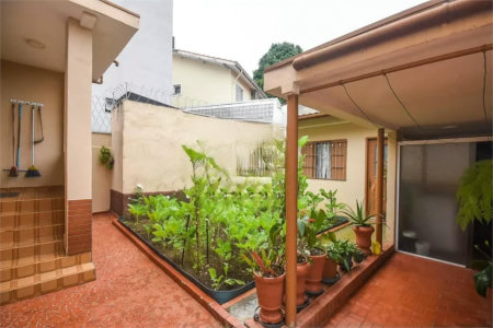 Casa Térrea à venda com 2 quartos, sendo 1 suíte, em Vila Morse, São Paulo, SP