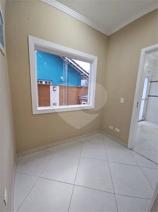 LINDA CASA PARA LOCAÇÃO COM 5 DORMITÓRIOS E PISCINA - Fernando Nobre – Cotia/SP