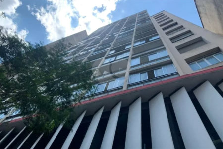 APARTAMENTO COM 1 DORMITORIO 46 METROS/SANTA EFIGENIA ACEITA FINANCIAMENTO