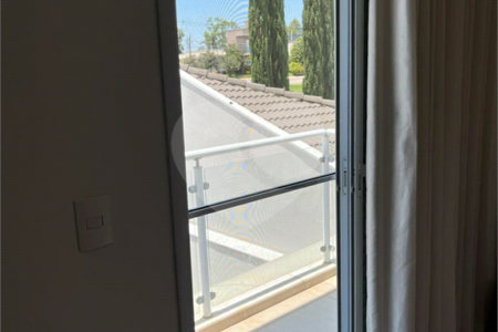 Casa em Condomínio - Jardim Residencial Alto de Itaici!