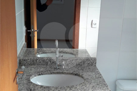 Vende-se apartamento Studio em São Carlos SP, próximo a USP Campus I.