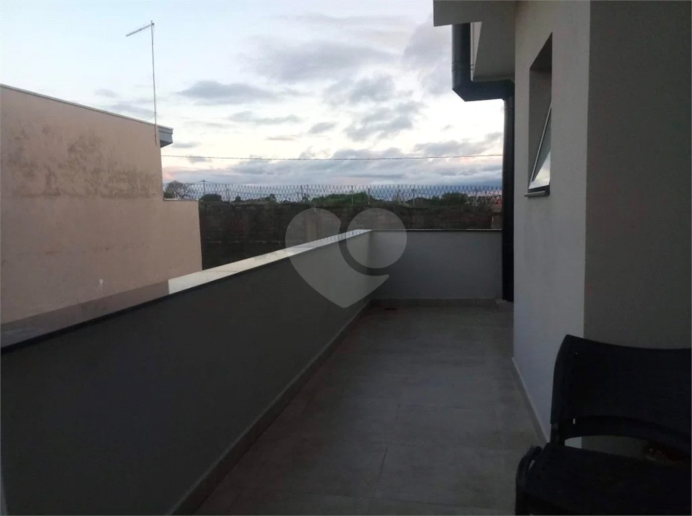 Sua nova casa com piscina e área gourmet te espera! no Golden Park em Hortolandia