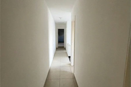 Sobrado à venda com 4 quartos, sendo 1 suíte,  em Vila Sônia, São Paulo, SP